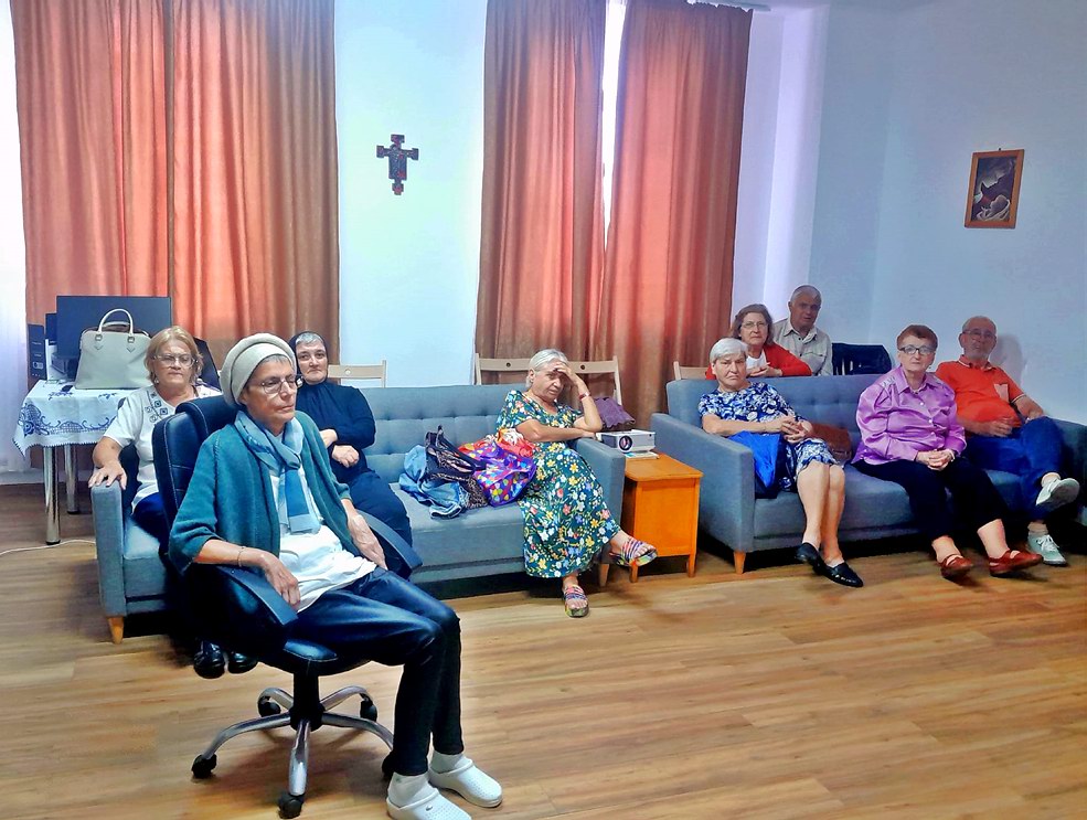 activități la Centrul caritabil „Pâinea Sf. Anton de Padova” din Galați