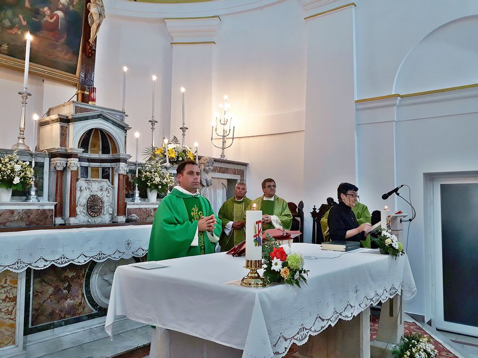 Aniversarea terţiarilor franciscani în biserica catolică din Galaţi