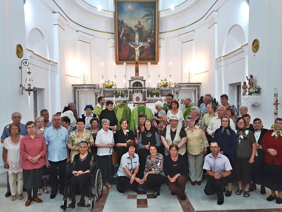 Aniversarea terţiarilor franciscani în biserica catolică din Galaţi