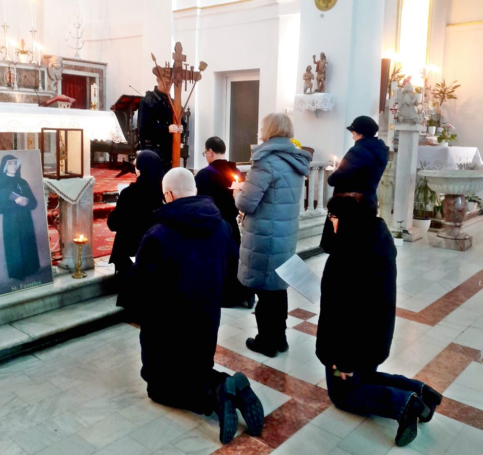 devoțiunea Calea Sfintei Cruci și recitarea Coroniței Milostivirii (Misiuni Populare ale Milostivirii Divine - Galați, 23.02.2025)